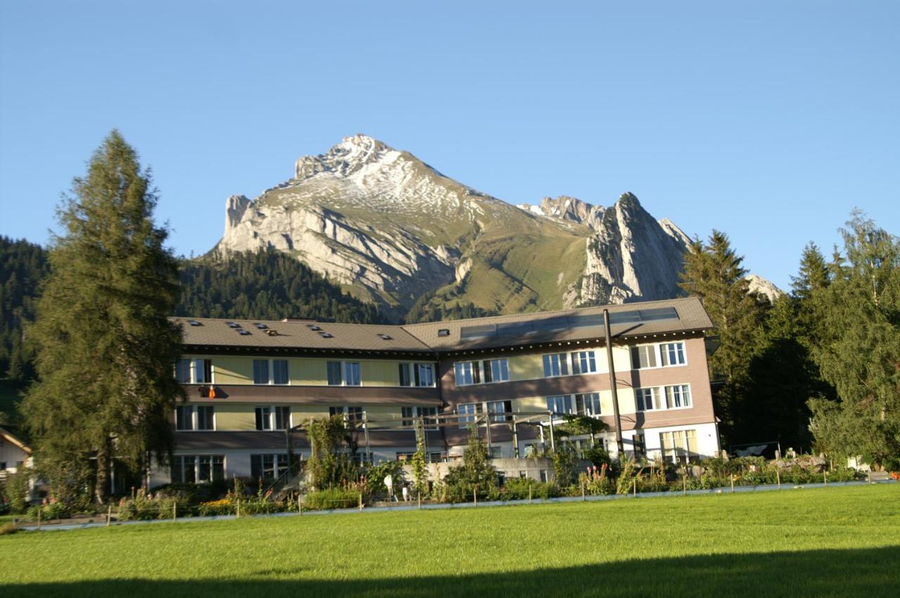 Kurhaus Sunnehus Hotel Wildhaus Eksteriør billede